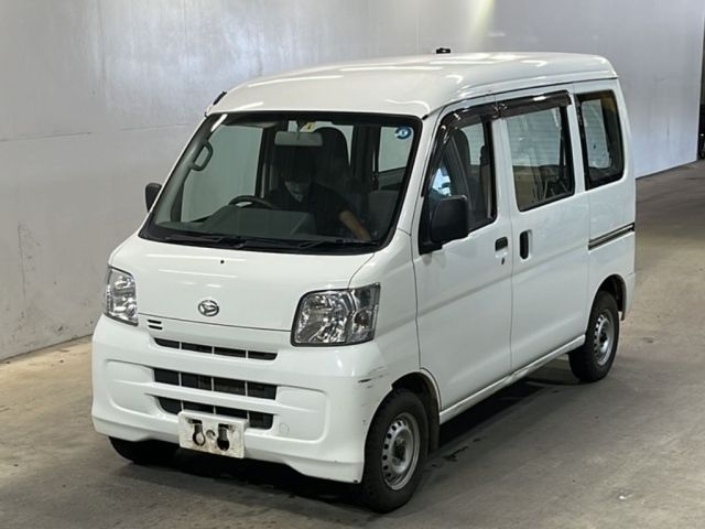 4080 Daihatsu Hijet van S331V 2017 г. (KCAA Fukuoka)